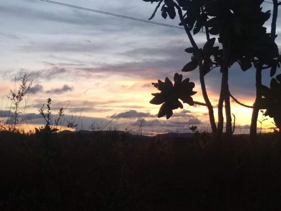 Chalé aconchegante em estância climática Santo Antônio do Leite Extérieur photo